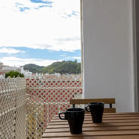 Appartement Flat -200m Center-2 Baths- 3 Bedrooms 5pers *