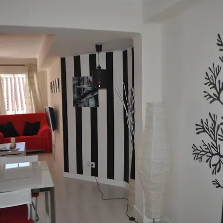 Flat -200m Center-2 Baths- 3 Bedrooms 5pers Lejlighed