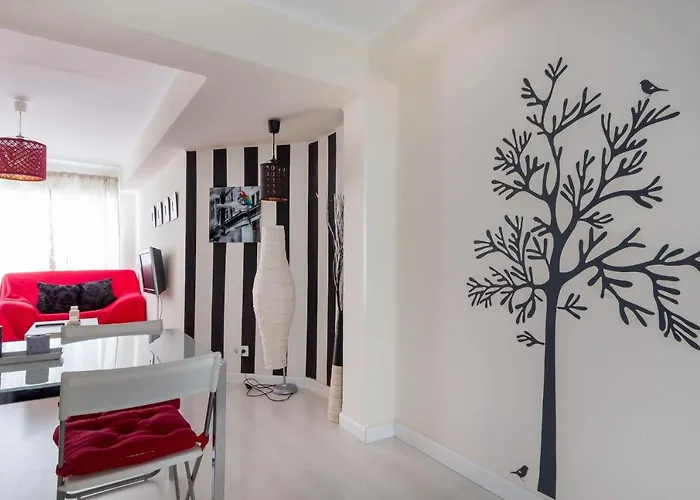 Flat -200m Center-2 Baths- 3 Bedrooms 5pers Appartement