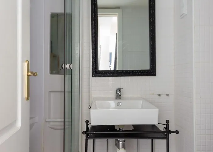 Flat -200m Center-2 Baths- 3 Bedrooms 5pers Appartement Málaga