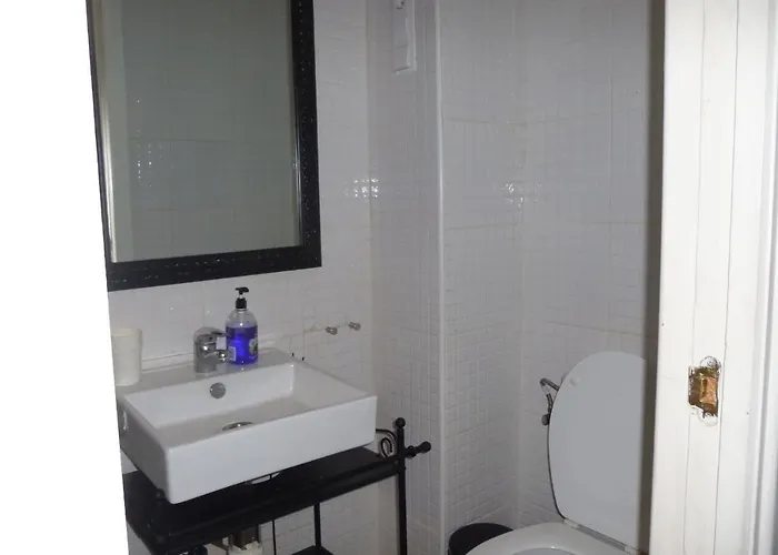Flat -200m Center-2 Baths- 3 Bedrooms 5pers
